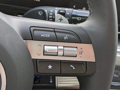 2025 Hyundai KONA — photo 21 view