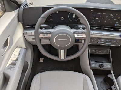 2025 Hyundai KONA — photo 13 view