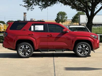 2026 Toyota 4Runner - Photo 3