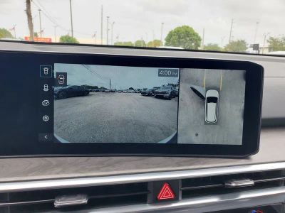 2025 Kia Sorento — photo 24 view