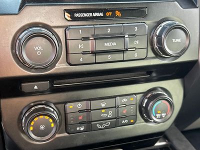 2017 Ford F-150 - Photo 14