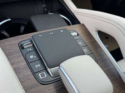2026 Mercedes-Benz GLE — photo 29 view
