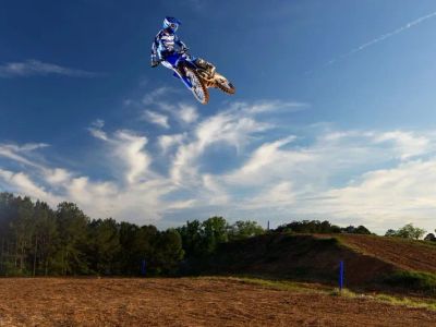 2027 Yamaha YZ125 — photo 13 view