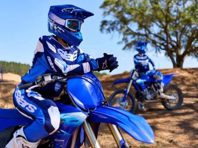 2027 Yamaha YZ125 — photo 9 view