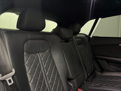 2021 Audi SQ8 - Photo 27