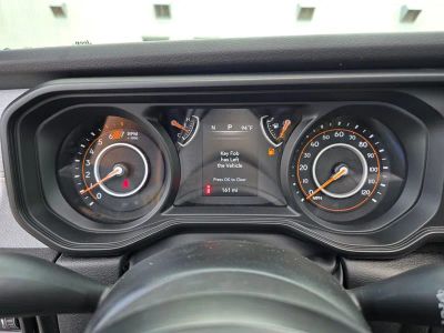 2025 Jeep Wrangler — photo 21 view