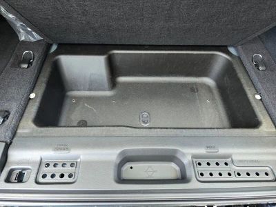 2025 Jeep Wrangler — photo 38 view