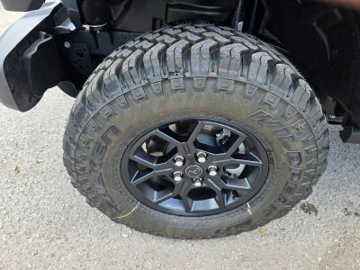 2025 Jeep Wrangler — photo 9 view