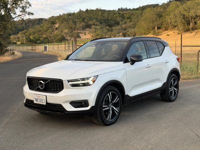 2019 Volvo XC40 - Photo 1