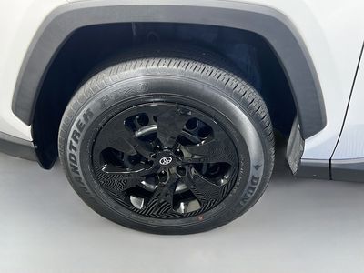 2024 Toyota RAV4 - Photo 11