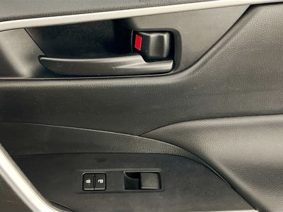 2024 Toyota RAV4 - Photo 27