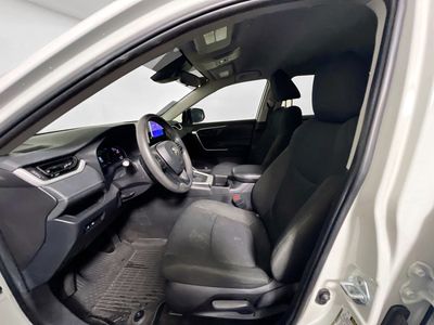 2024 Toyota RAV4 - Photo 12