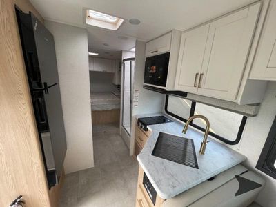 2026 Thor Motor Coach Chateau - Photo 14
