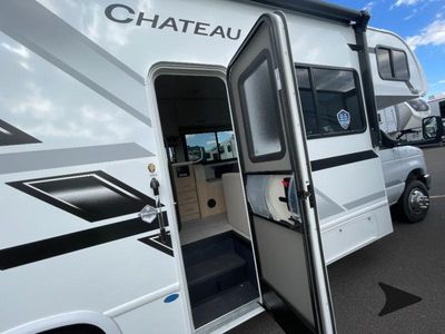 2026 Thor Motor Coach Chateau - Photo 6