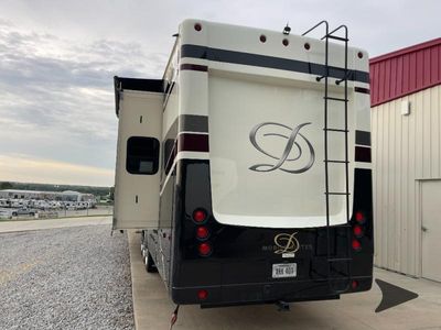 2018 DRV Luxury Suites Mobile Suites - Photo 4