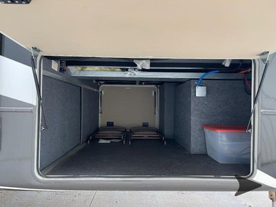 2018 DRV Luxury Suites Mobile Suites - Photo 11