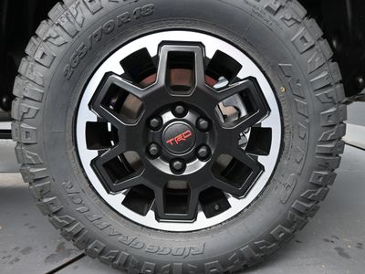 2025 Toyota Tacoma i-FORCE MAX TRD Off-Road i-FORCE MAX Truck Double Cab — photo 14 view