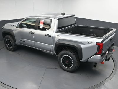 2025 Toyota Tacoma i-FORCE MAX TRD Off-Road i-FORCE MAX Truck Double Cab — photo 31 view