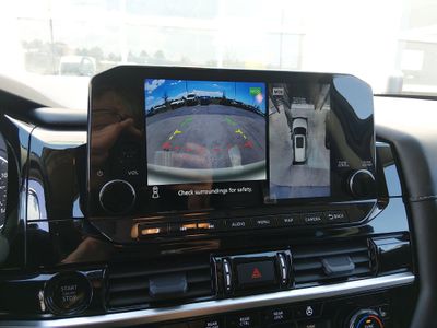 2025 Nissan Pathfinder — photo 16 view
