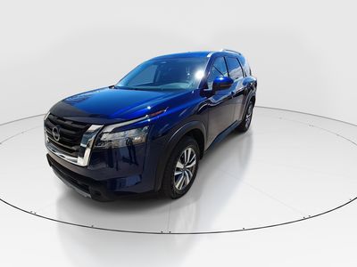 2025 Nissan Pathfinder — rear three-quarter view