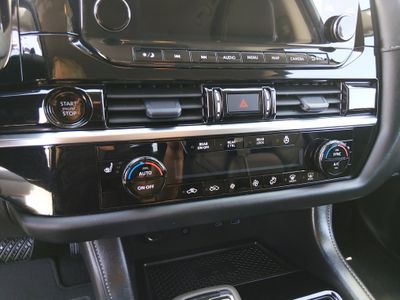 2025 Nissan Pathfinder — photo 19 view