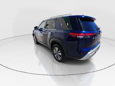 2025 Nissan Pathfinder — detail view