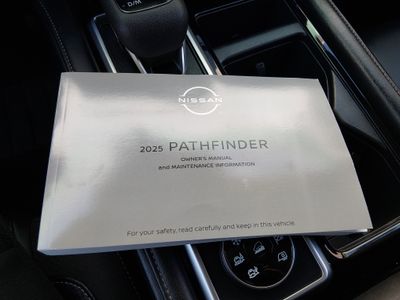 2025 Nissan Pathfinder — photo 20 view