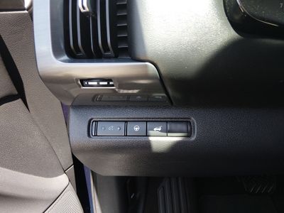 2025 Nissan Pathfinder — photo 12 view