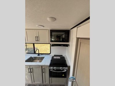 2026 Open Range RV Range Lite - Photo 10