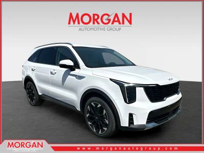 2026 Kia Sorento EX in White — front three-quarter view