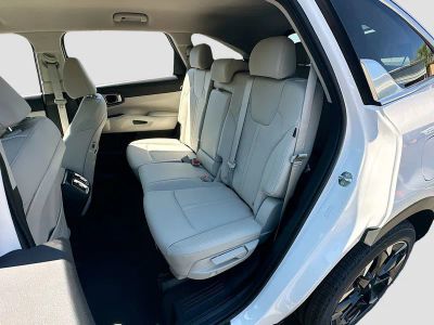 2026 Kia Sorento — photo 24 view