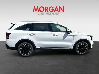 2026 Kia Sorento — photo 8 view