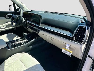 2026 Kia Sorento — photo 29 view