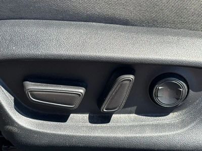 2025 Toyota Camry — photo 11 view