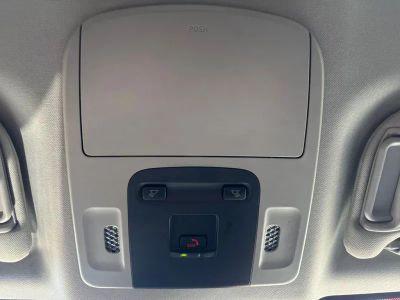 2025 Toyota Camry — photo 18 view