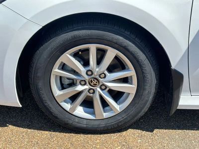 2025 Toyota Camry — photo 27 view