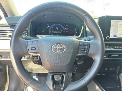 2025 Toyota Camry — photo 21 view