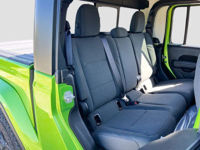 2026 Jeep Gladiator — photo 25 view