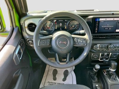 2026 Jeep Gladiator — photo 21 view
