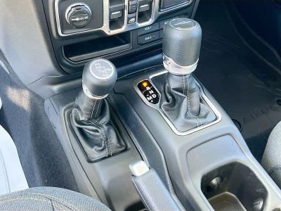 2026 Jeep Gladiator — photo 16 view
