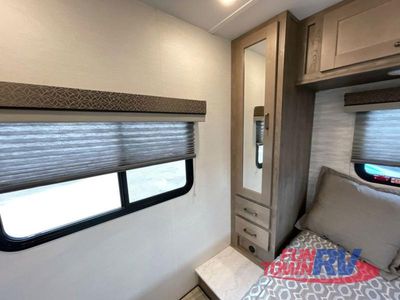2025 Gulf Stream RV Yellowstone Class C - Photo 28