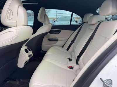 2023 Mercedes-Benz C-Class - Photo 33