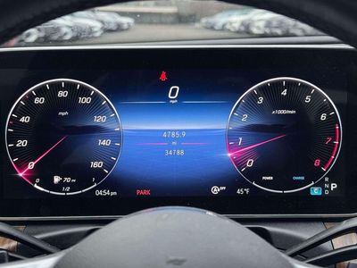 2023 Mercedes-Benz C-Class - Photo 3