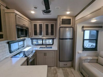 2024 Forest River Rockwood Signature - Photo 17