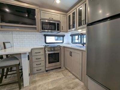 2024 Forest River Rockwood Signature - Photo 18