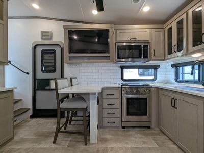 2024 Forest River Rockwood Signature - Photo 16