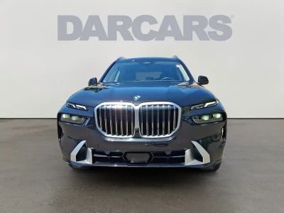 2025 BMW X7 — side profile view