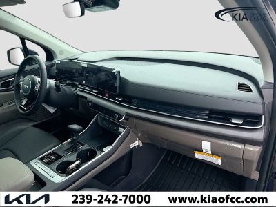 2026 Kia Carnival — photo 13 view