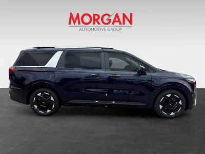 2026 Kia Carnival — engine compartment view