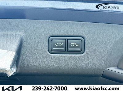 2026 Kia Carnival — photo 12 view